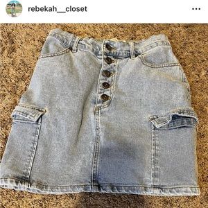 Small Jean skirt with pockets